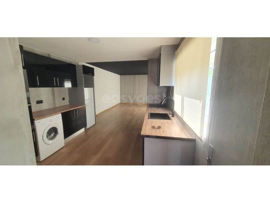 Moradia T3 totalmente remodelada em Fervença, Alcobaça