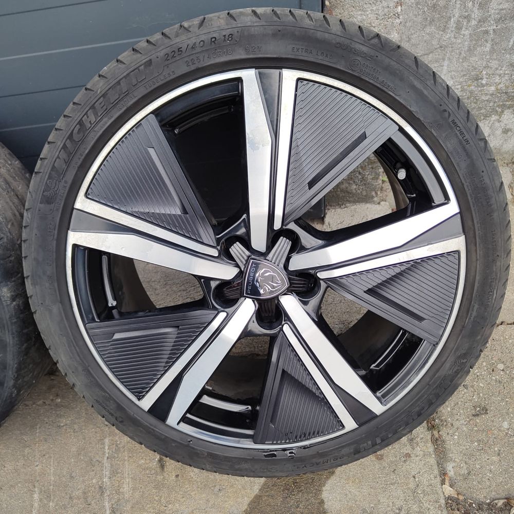 Peugeot 308 T10 felgi 18 komplet