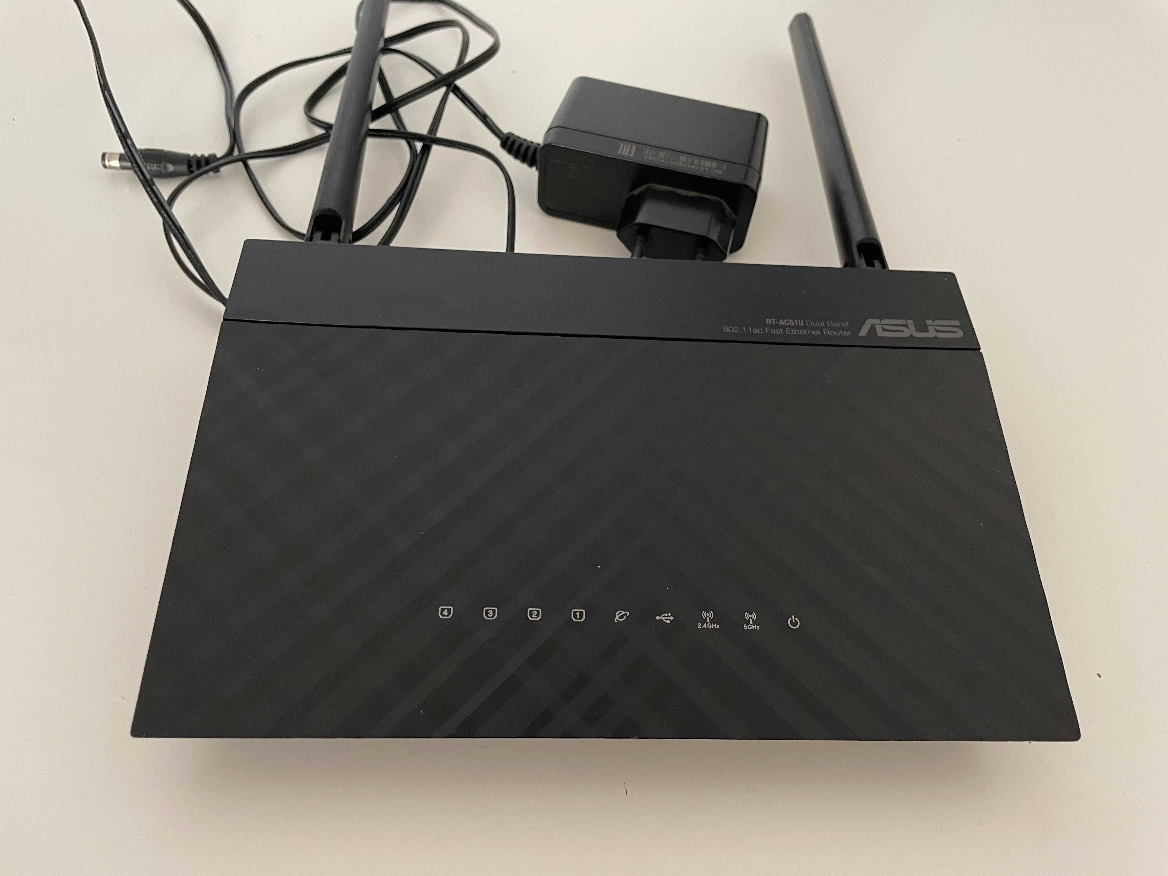 Router Asus RT-AC51U