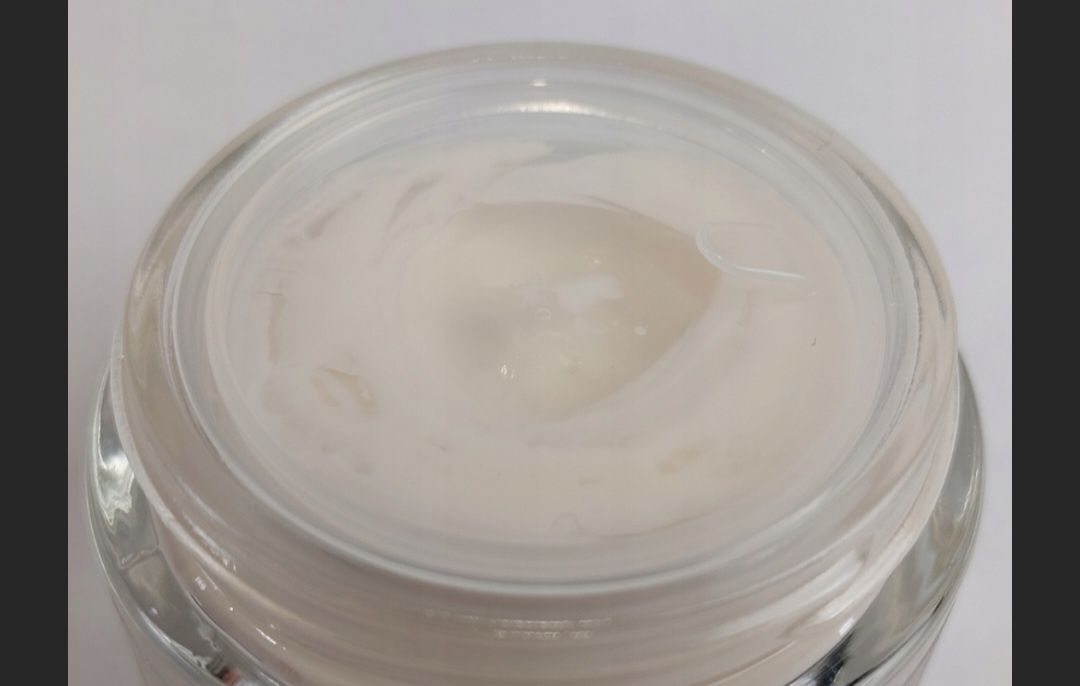 Krem ujędrniający do twarzy Organique 0 SPF na noc 50 ml