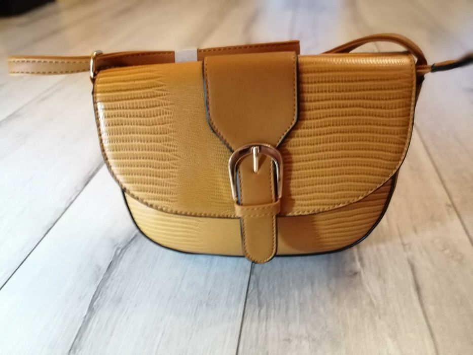 Nowa torebka listonoszka