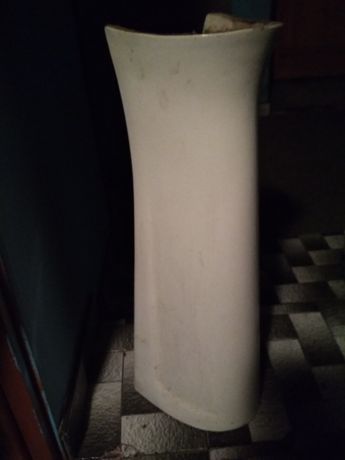 Postument noga od umywalki