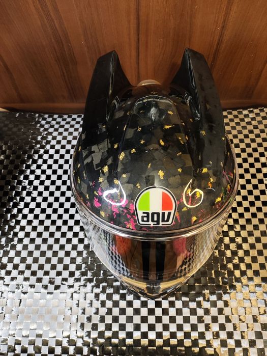 Мото шлем кастом кованый карбон с ушками