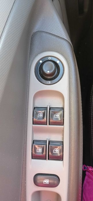 Zoe Eletric Boss 109 CV 41 kW Bateria Própria