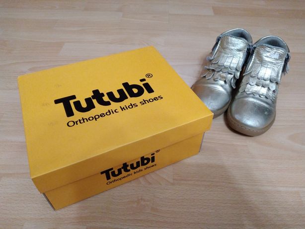 Шкіряні демісезонні черевики для дівчинки, 19 см, Tutubi