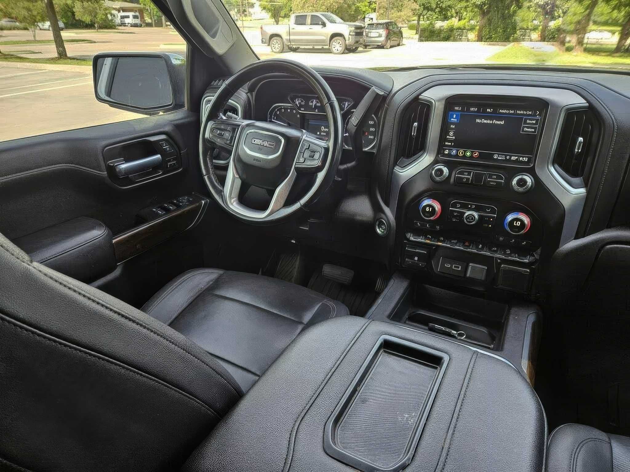 2021 GMC Sierra 1500 SLT Crew Cab 4WD