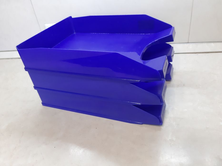 Лоток горизонтальний Europost