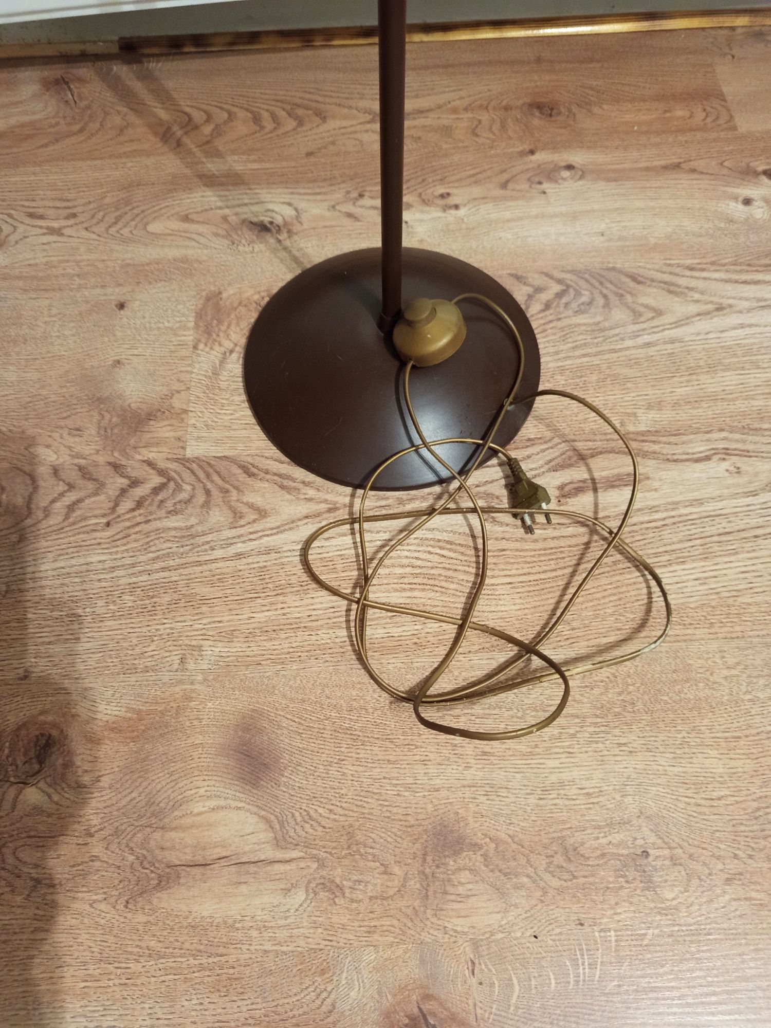 Lampa wolnostojaca