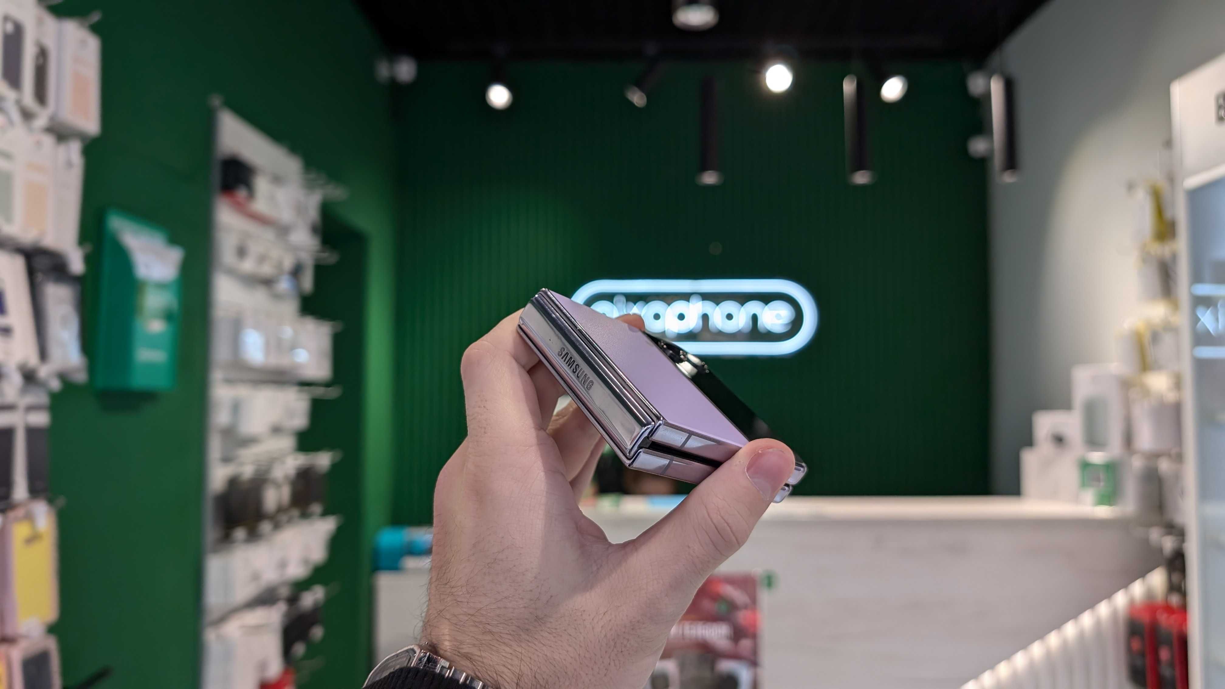 Магазин Samsung Galaxy Z Flip4 8/128GB Bora Purple Trade In Гарантія