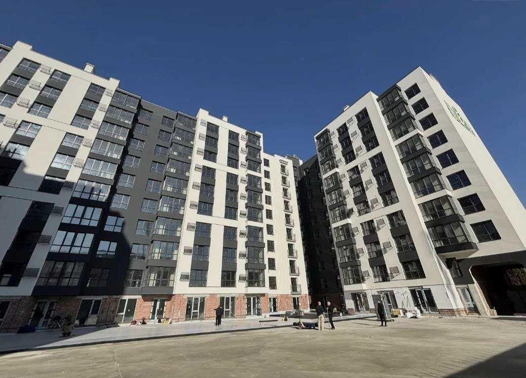 Готова до ремонту 2 кім. квартира в ЖК "Липки-2", поруч Озера
