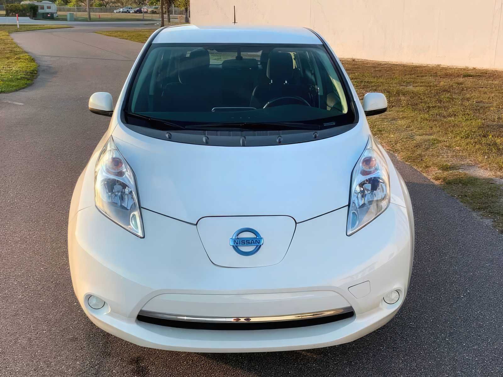 2015 Nissan LEAF S