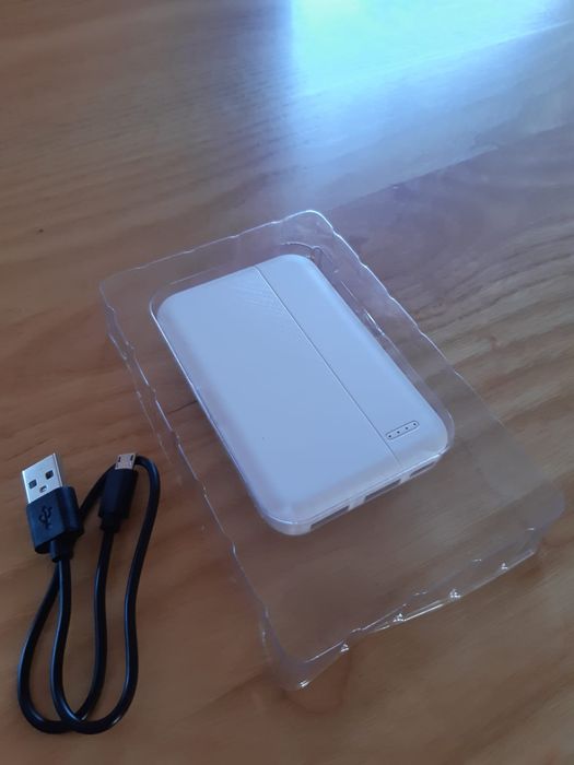 Nowy powerbank 6000 mAh