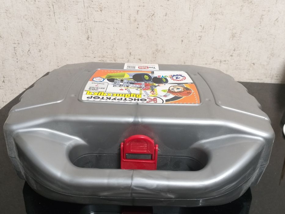 Конструктор металевий дитячий. Новий