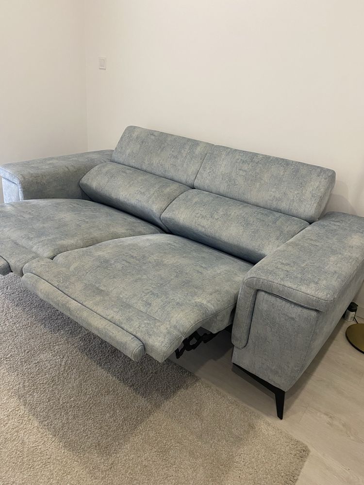 Sofa 2 lugares RELAX eletricos e 4 cadeiras