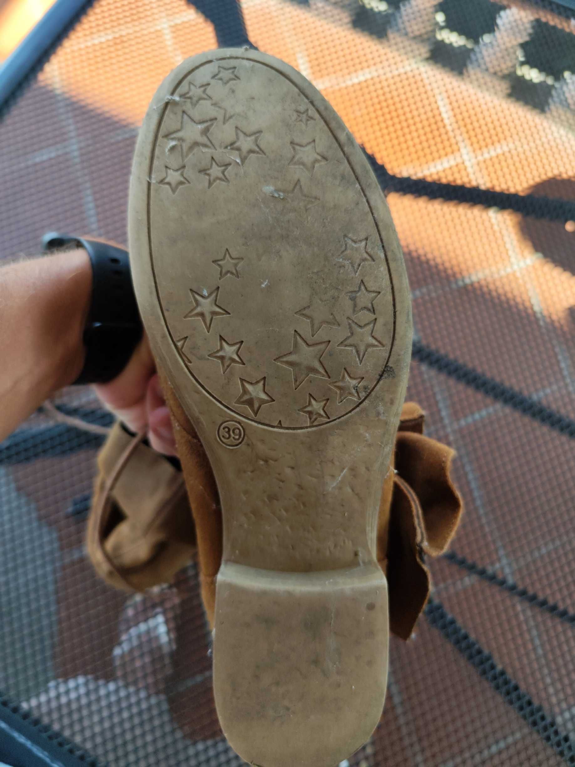 Bota Castanha Camurça