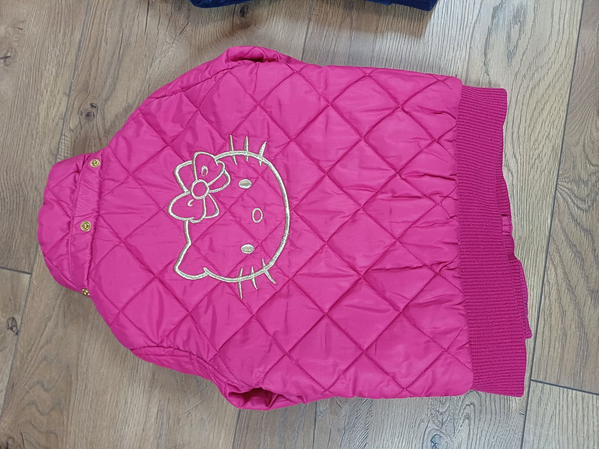 Kurtka Hello Kitty i kurtka serca rozm.122