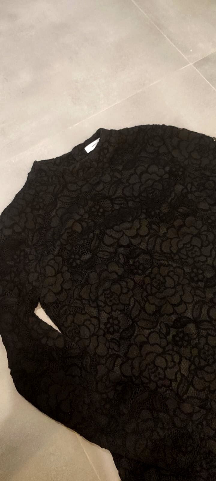 Koronkowa na sylwestra Reserved sukienka M/L