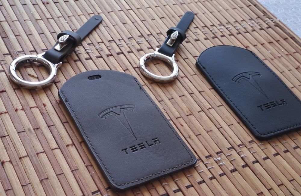 Чехол на ключ Tesla