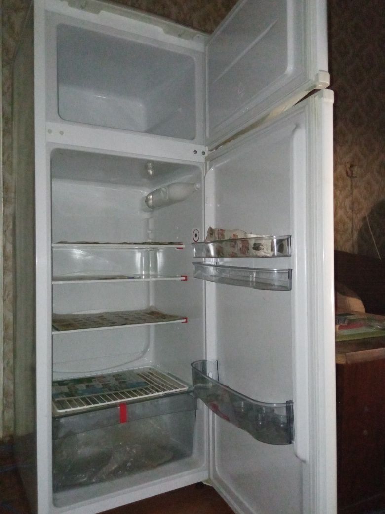 Холодильник Snaige FR 240 1101A или обмен