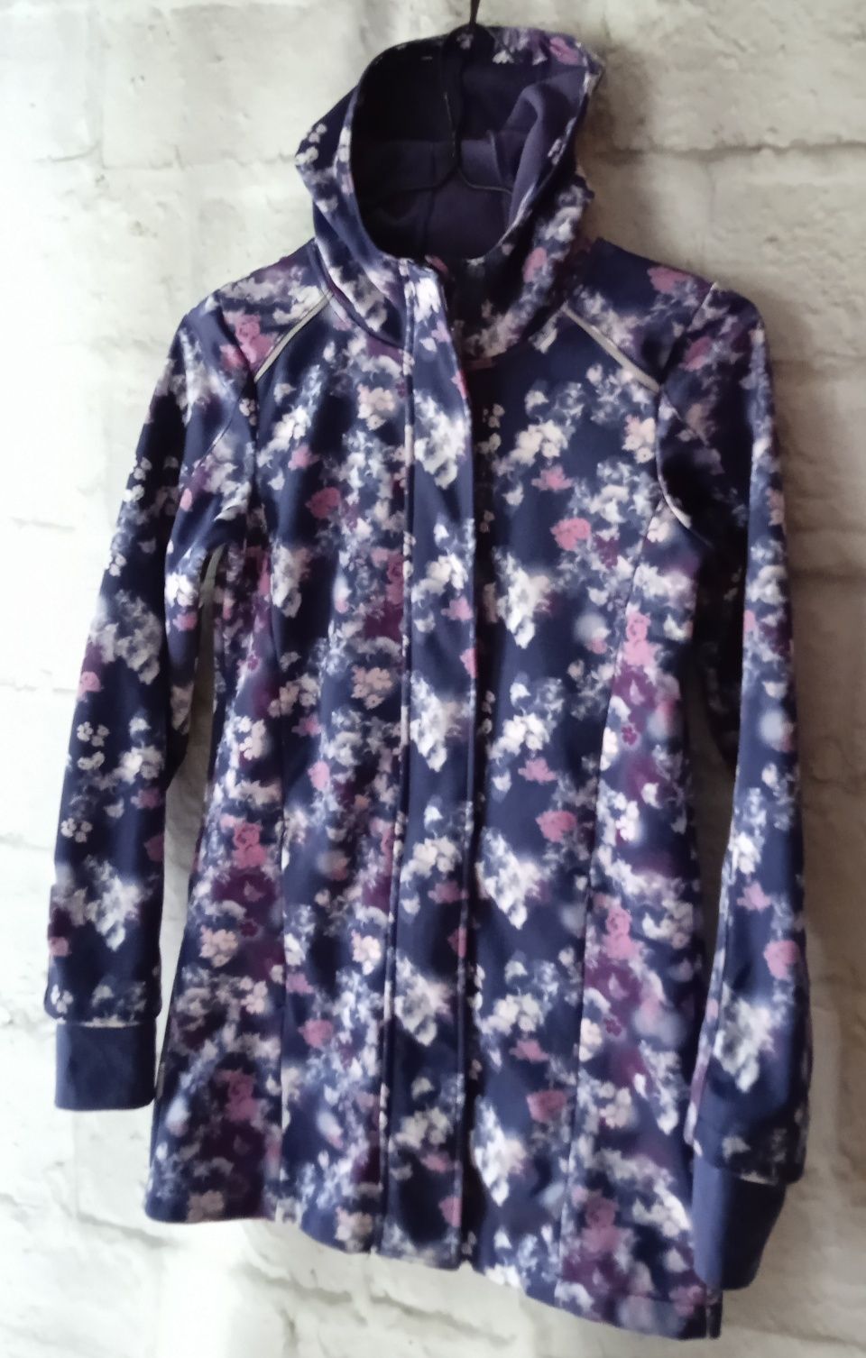 Granatowo-kolorowy płaszczyk CRIVIT softshell 10-12 lat 146-152cm