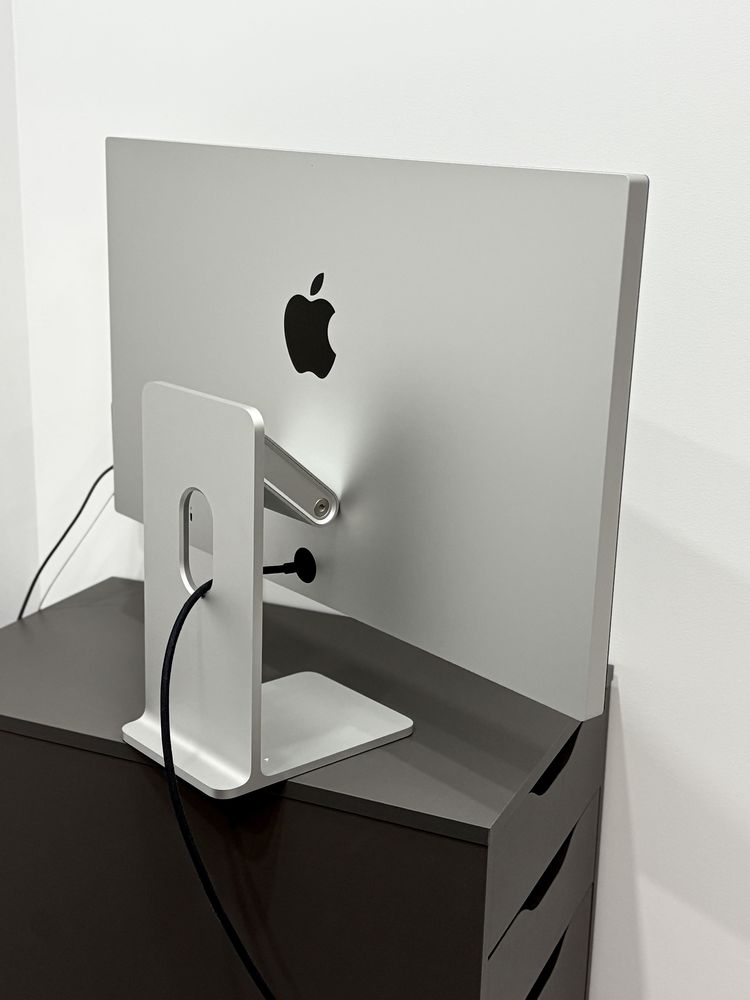 Монітор Apple Studio Display підставка з регулюванням (A2525, MMYV3)