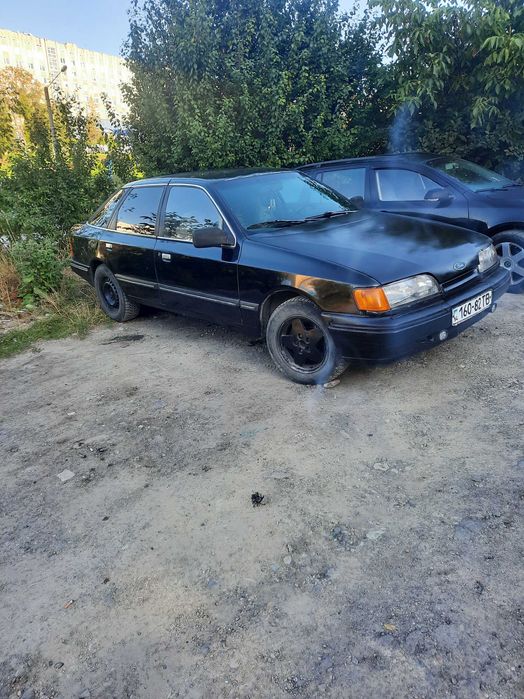 Продаю форд скорпіо