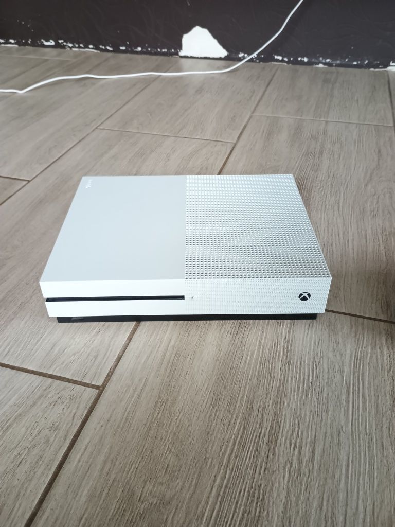 Xbox one, 3 pady i 7 płyt + Kinect ŚWIETNA OKAZJA
