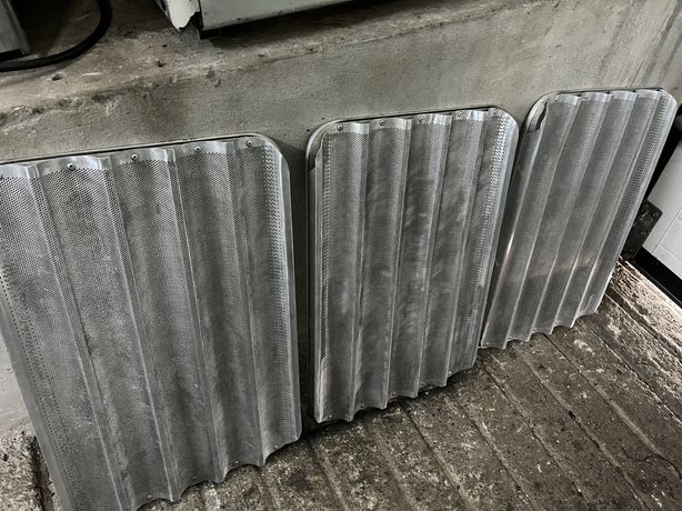 Tabuleiro Ondulado para baguetes em aluminio 60 x 40