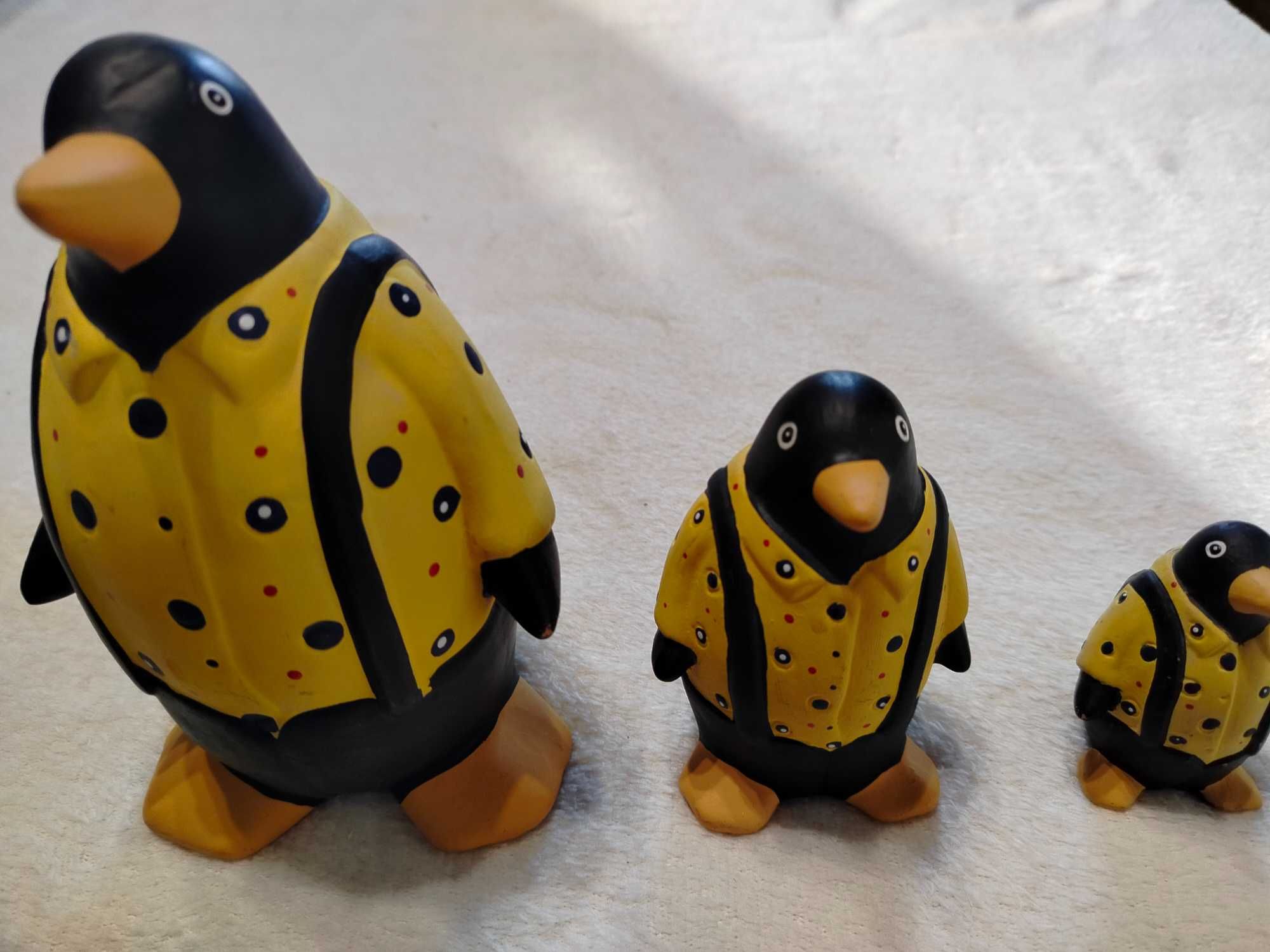 Figurki pingwinów rodzinka z PRL ceramika ok 16 cm