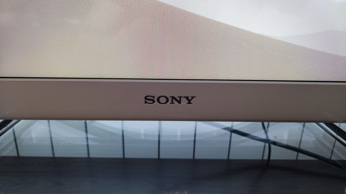 Telewizor Sony 26 cali KDL26EX550 w kolorze białym (idealny)