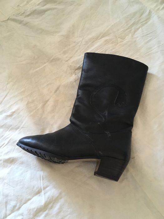 Чоботи жиночі на меху чорні розмір 38