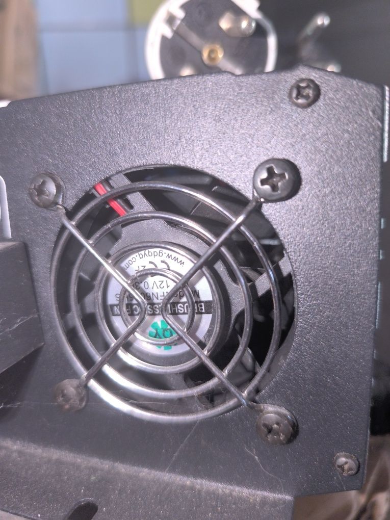 Інвертор 6000 w .