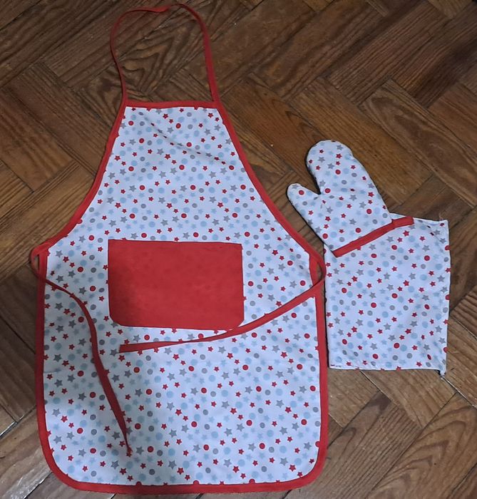 Cozinha de madeira (lidl) e acessórios