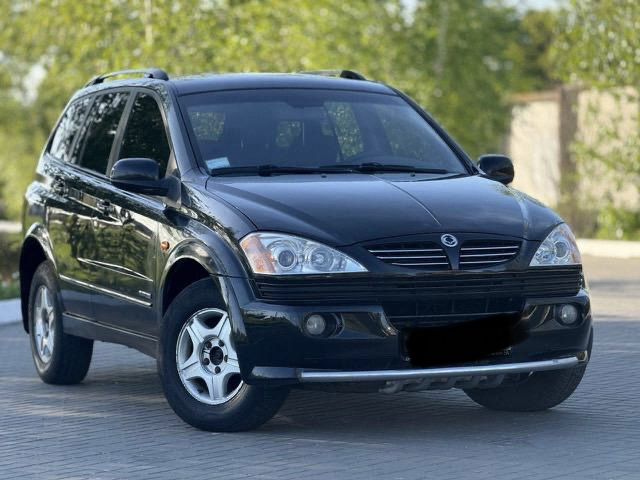 Продам автомобіль SsangYong Kyron.