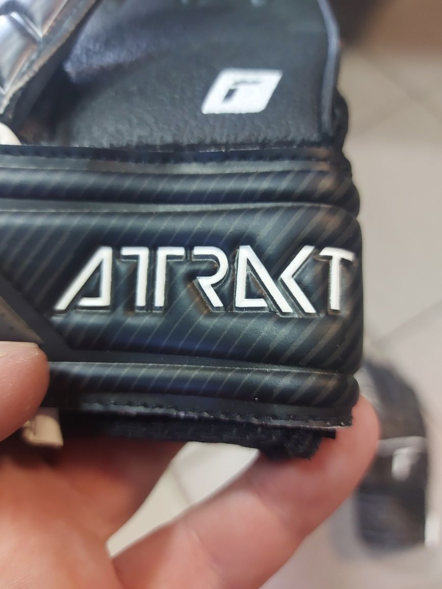 Reusch Attrakt  Finger Support Рукавички Воротаря роз 5