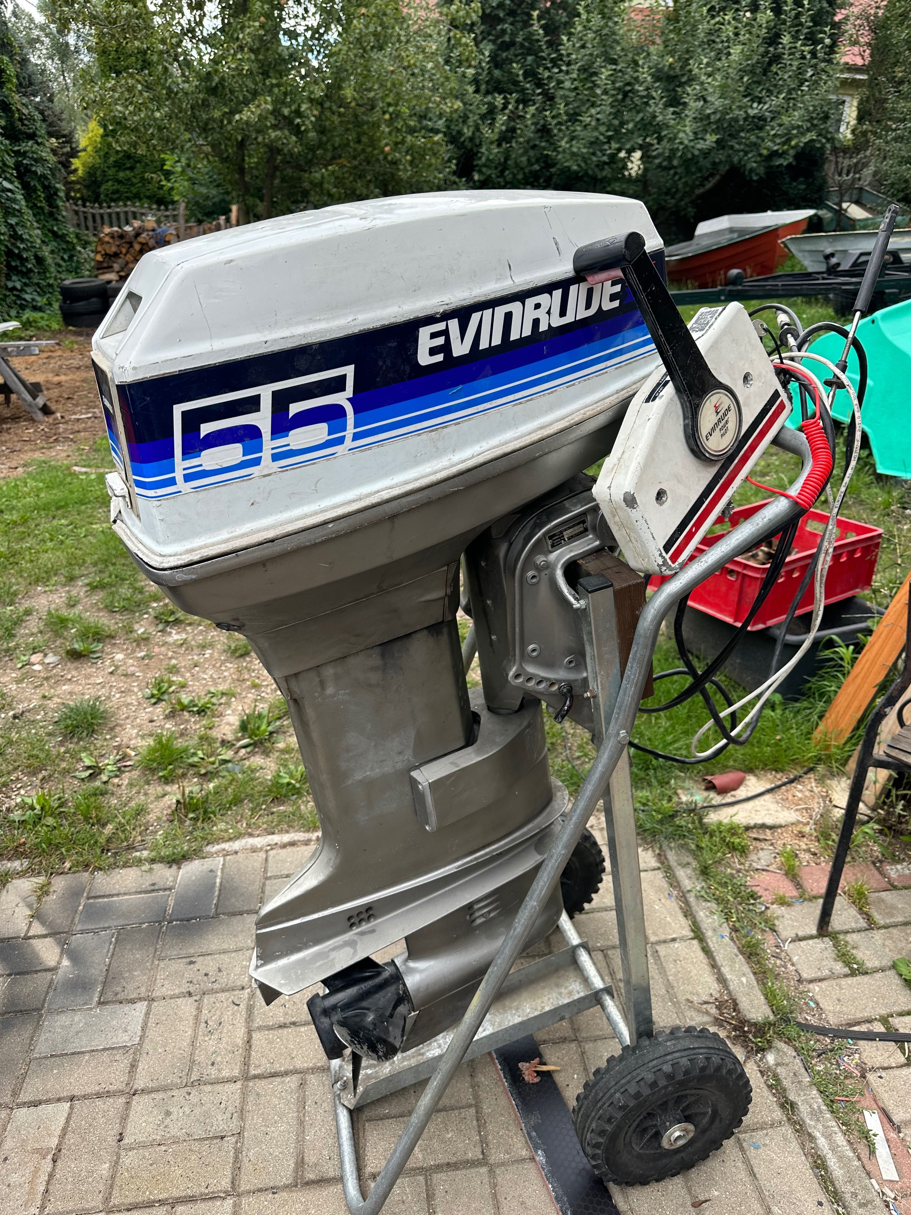 silnik zaburtowy EVINRUDE johnson 50 ,55, 60,70 KM  na części tanio