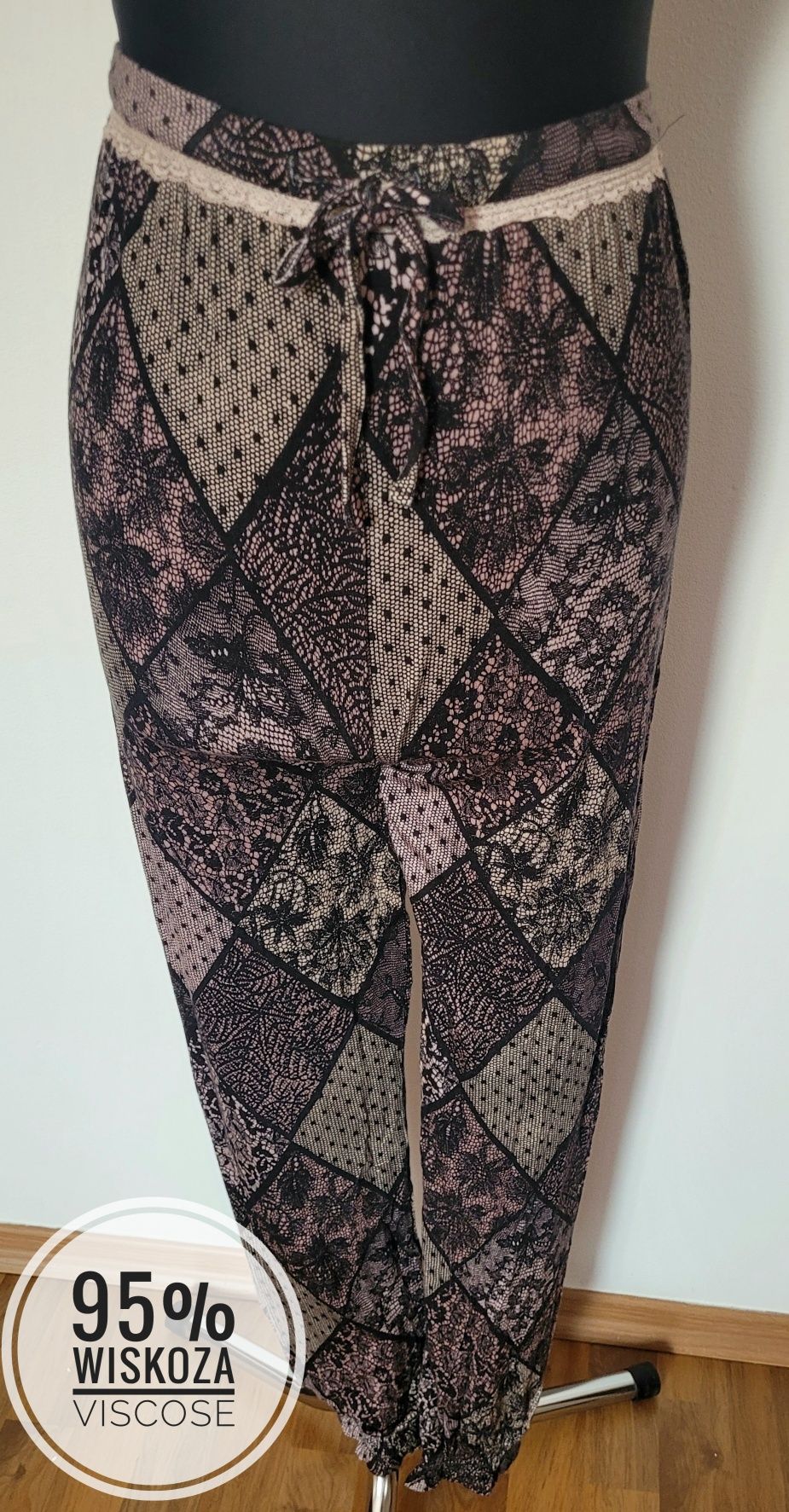 Nowe wygodne spodnie damskie wysoki stan gumka w pasie koronkowy print