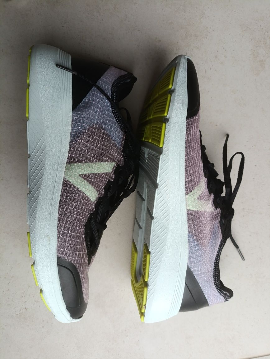 Buty sportowe NOWE Vionic, Damskie 39