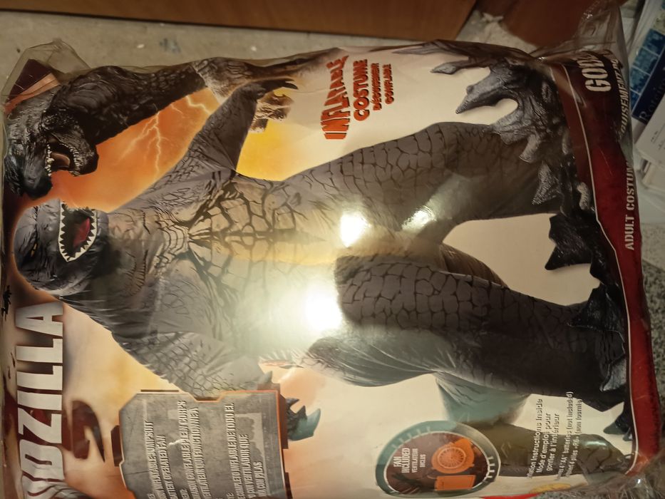 Fato fantasia dinossauro insuflável para adulto