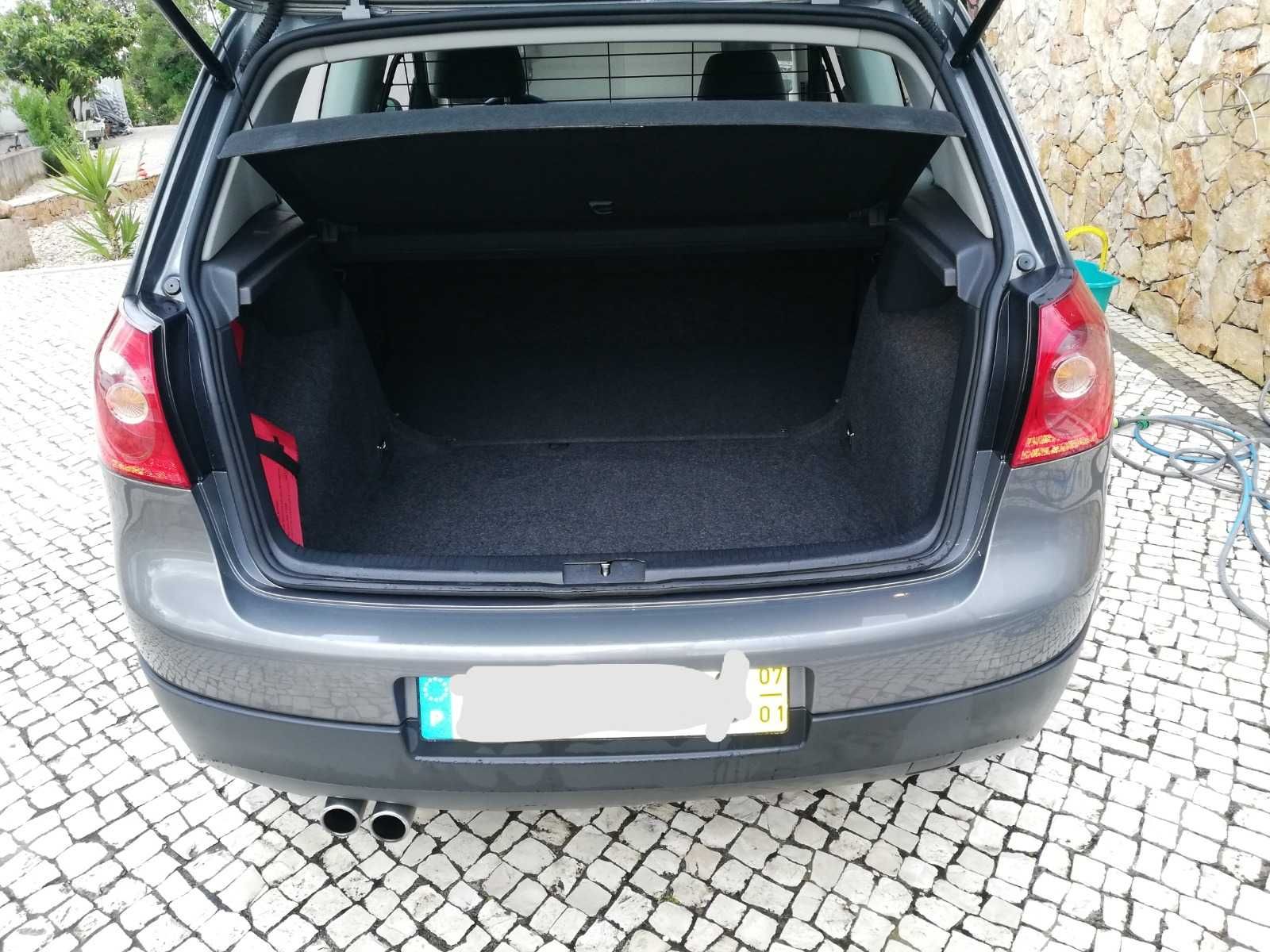 VW Golf V 1.9 TDI 105CV