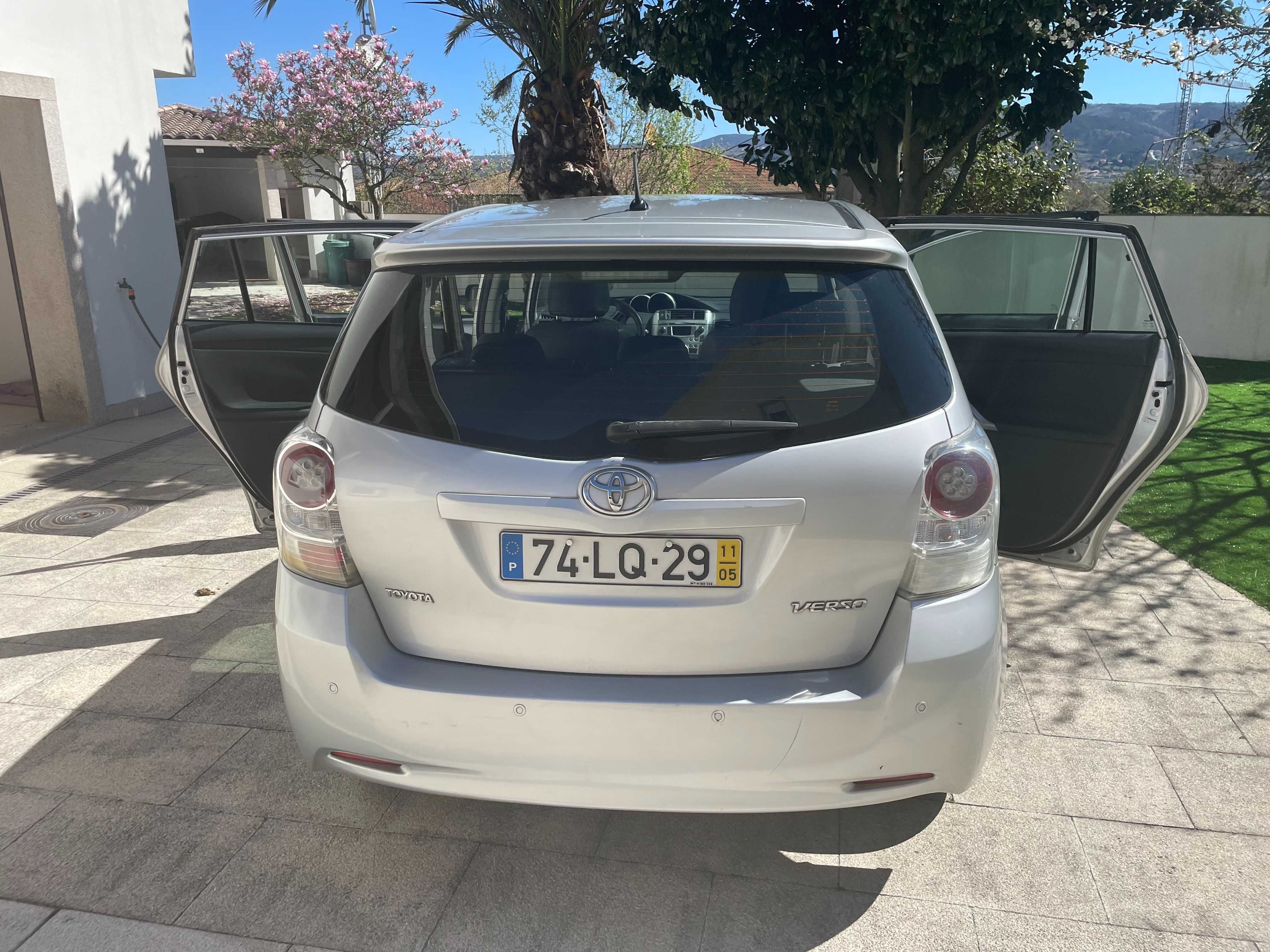 Toyota Verso Diesel - 7 lugares - 1 dono