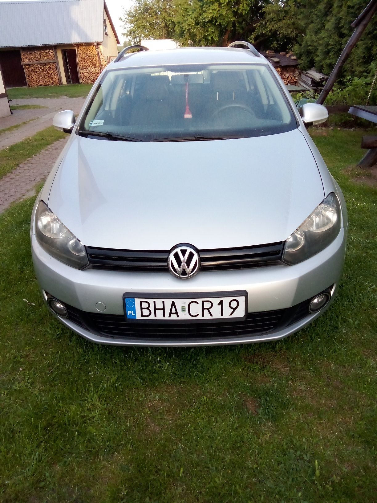 VW Golf VI kombi 1.6 diesel 2009 Comfortline

Samochód