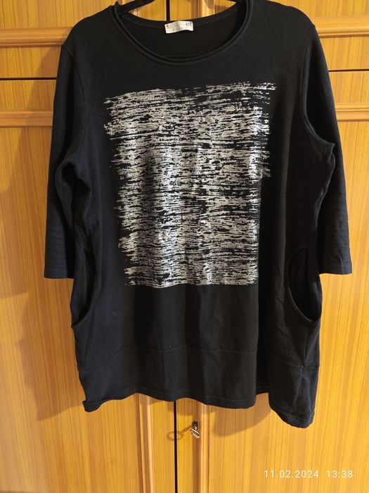 Bluza czarna z kieszeniami