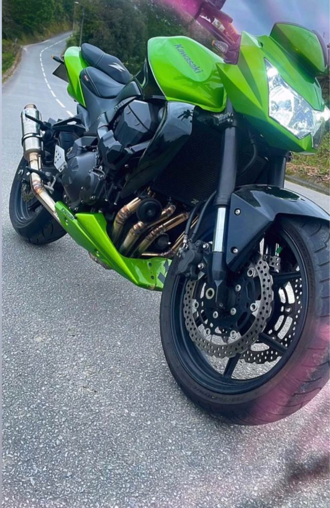Kawasaki    z750