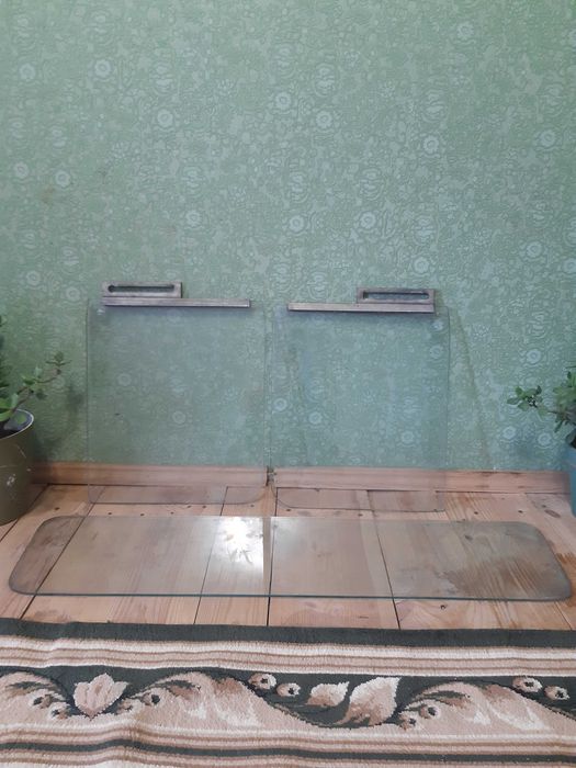 Скло заднього виду кабіни і на двері ЗІЛ 130-131