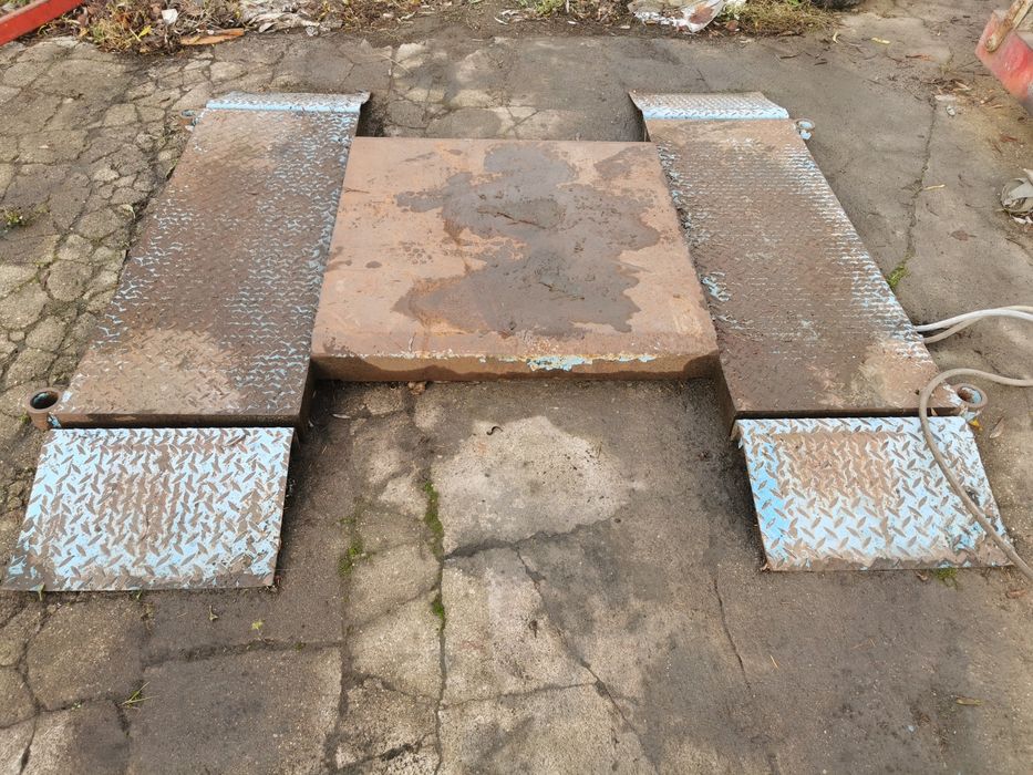 Podnośnik Samochodowy płytowy 2/5T