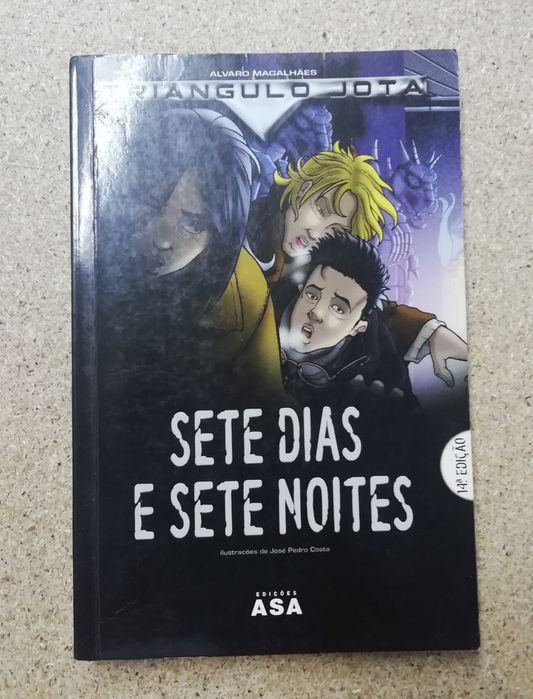 Livros Juvenis - Triângulo Jota