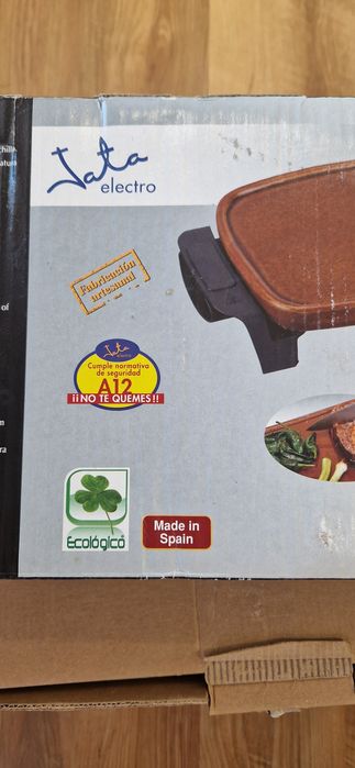 Grelhador eléctrico em terracota