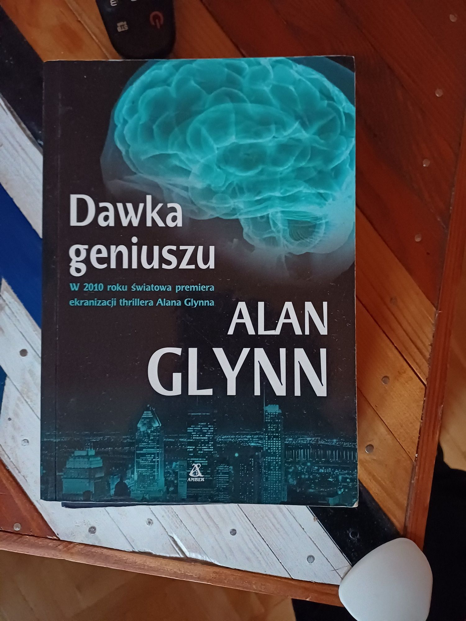 Dawka geniusza alan glynn