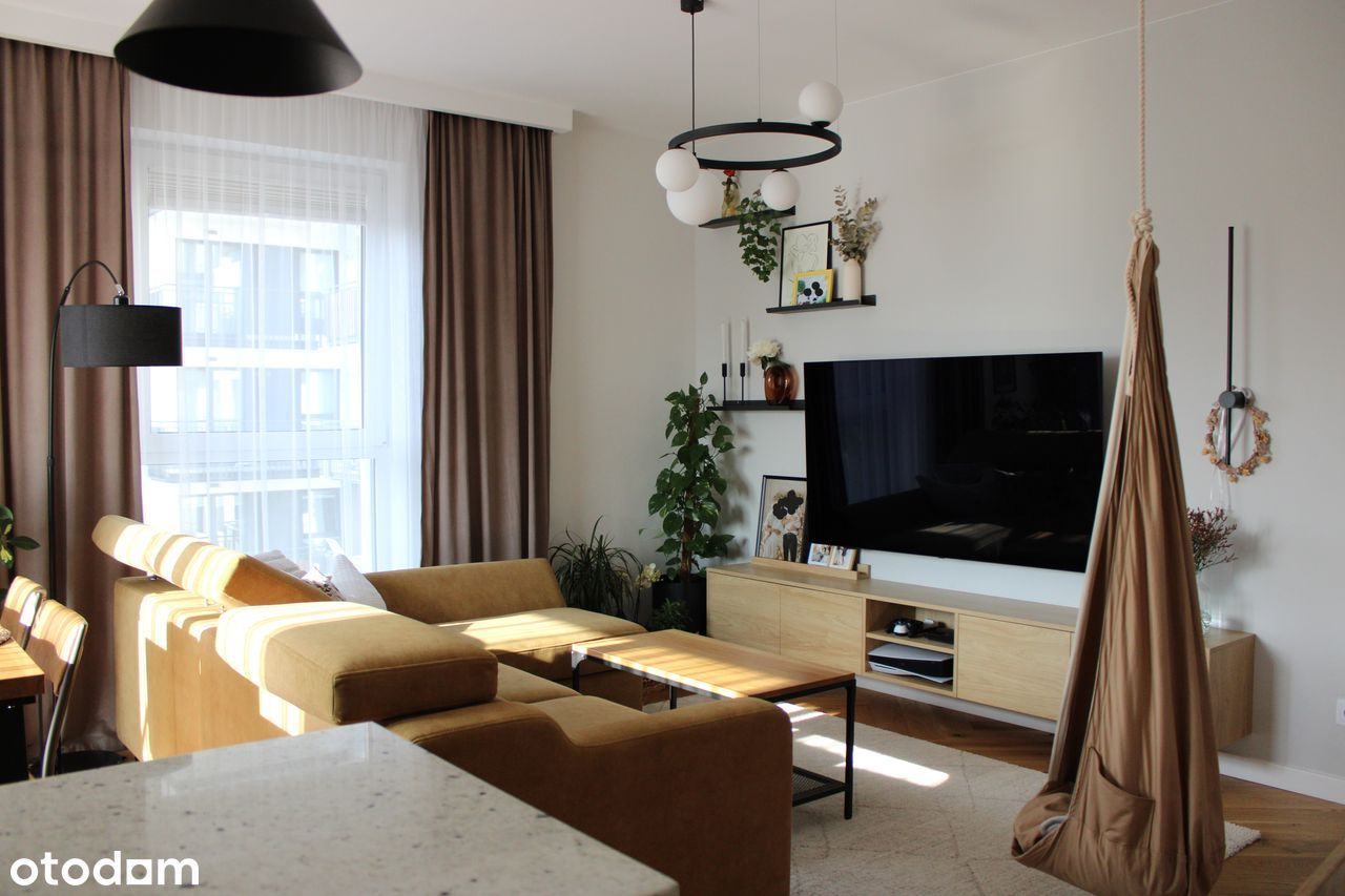 4 pokoje, duży balkon, 2 miejsca postojowe + box
